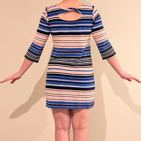 Women's Lilly Pulitzer Shift Bay Mini Length Dress, Size M - Picture 2 of 6